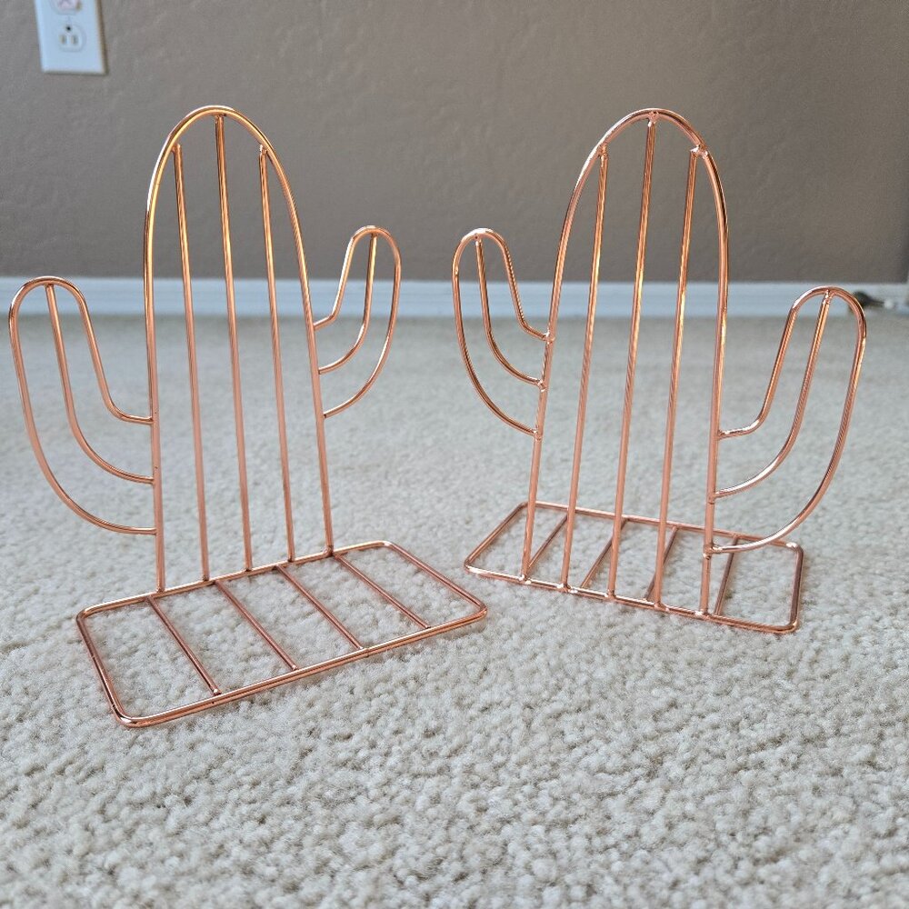 New Wire Cactus Bookends